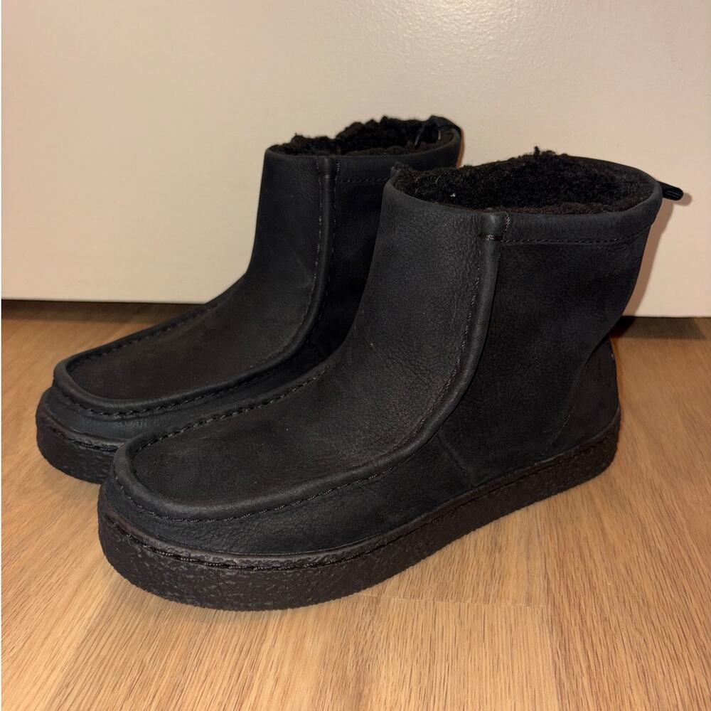 Clarks black suede shearling comfort winter boots womens size 7 NWOT